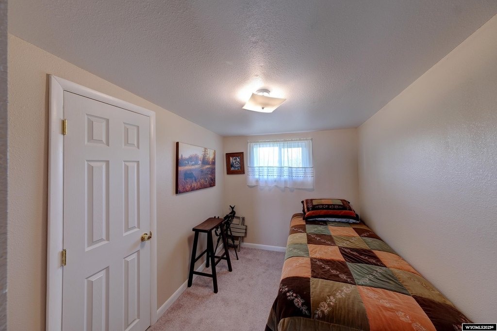 Kaycee, Wyoming, 82639, United States, 3 Bedrooms Bedrooms, ,Residential,Forsale,2003966