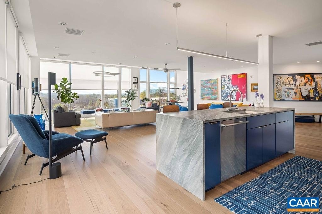 CHARLOTTESVILLE, Virginia, 22902, United States, 2 Bedrooms Bedrooms, ,2.5 BathroomsBathrooms,Residential,Forsale,1944495