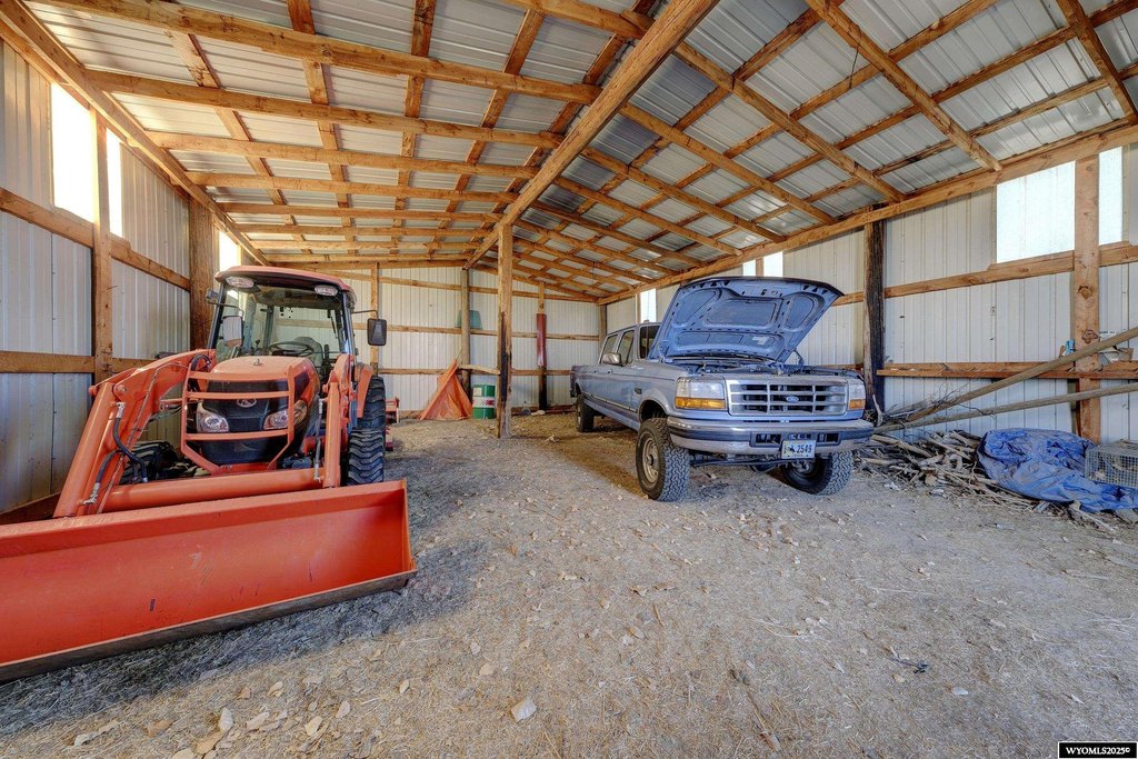 Kaycee, Wyoming, 82639, United States, 3 Bedrooms Bedrooms, ,Residential,Forsale,2003966