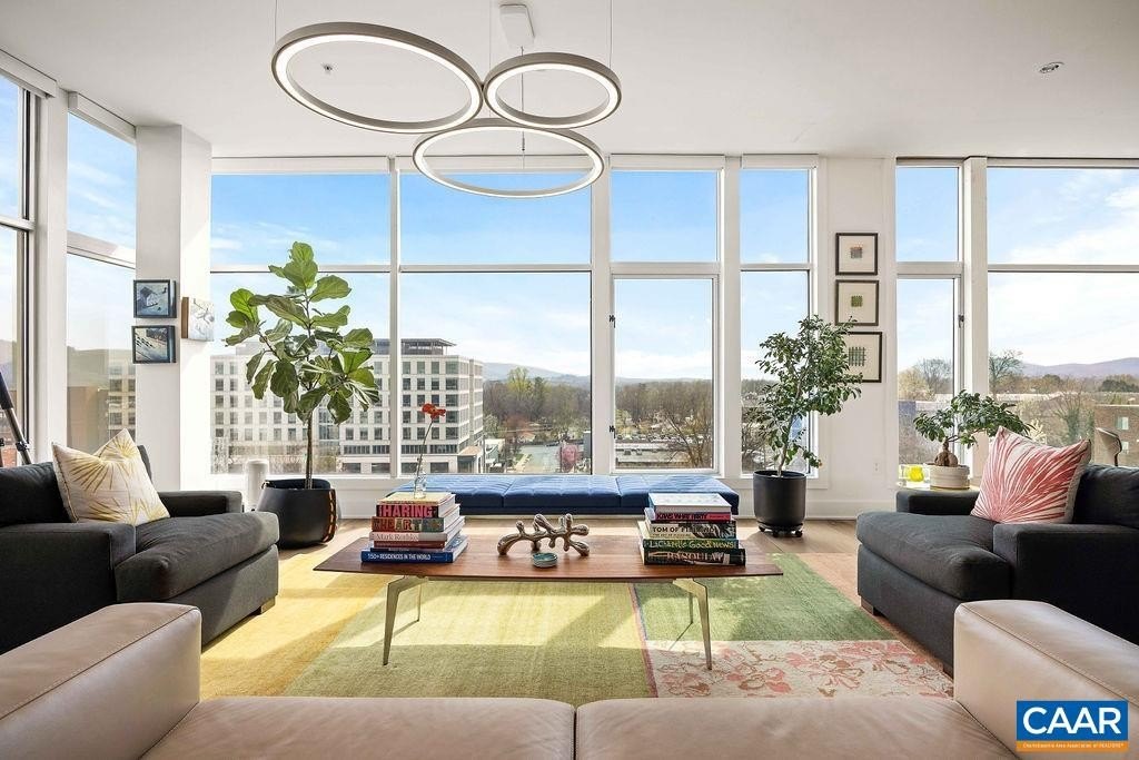 CHARLOTTESVILLE, Virginia, 22902, United States, 2 Bedrooms Bedrooms, ,2.5 BathroomsBathrooms,Residential,Forsale,1944495