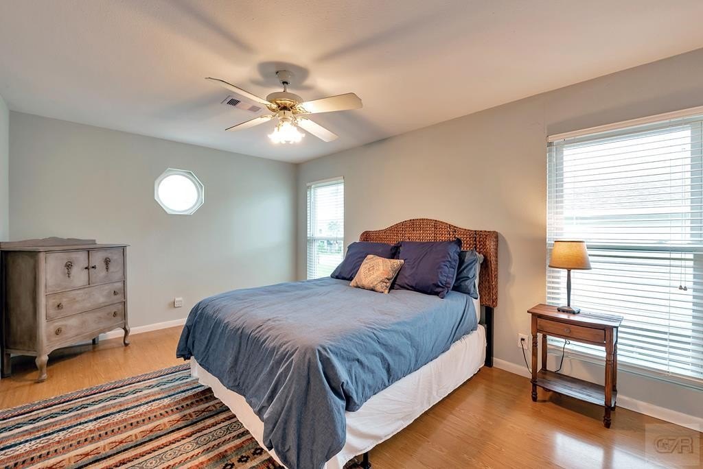 Tiki Island, Texas, 77554, United States, 3 Bedrooms Bedrooms, ,2 BathroomsBathrooms,Residential,Forsale,1953099