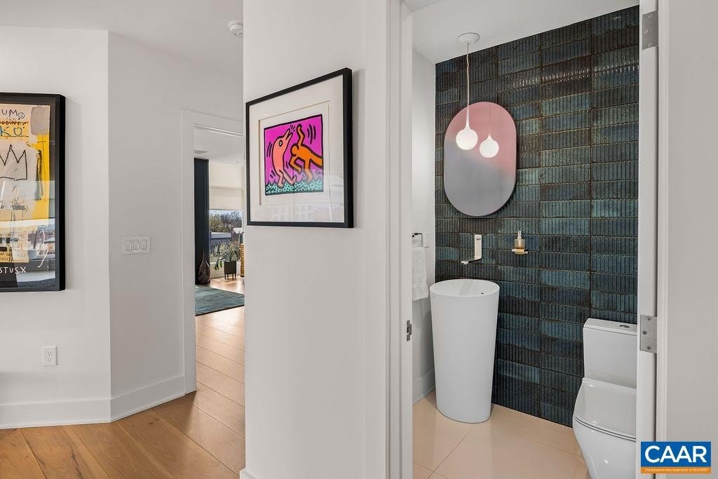 CHARLOTTESVILLE, Virginia, 22902, United States, 2 Bedrooms Bedrooms, ,2.5 BathroomsBathrooms,Residential,Forsale,1944495