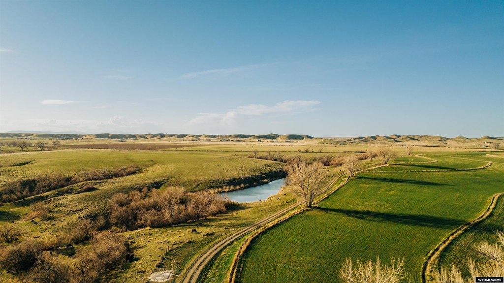 Kaycee, Wyoming, 82639, United States, 3 Bedrooms Bedrooms, ,Residential,Forsale,2003966