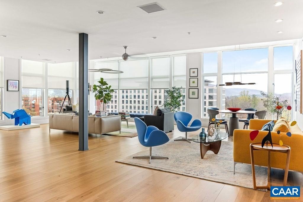 CHARLOTTESVILLE, Virginia, 22902, United States, 2 Bedrooms Bedrooms, ,2.5 BathroomsBathrooms,Residential,Forsale,1944495