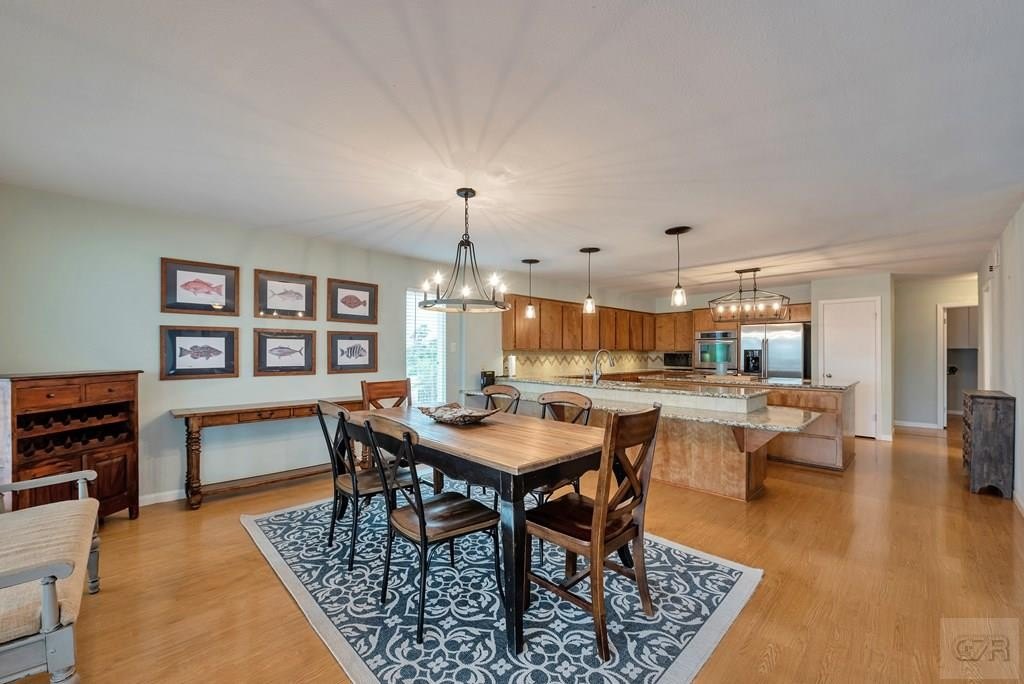 Tiki Island, Texas, 77554, United States, 3 Bedrooms Bedrooms, ,2 BathroomsBathrooms,Residential,Forsale,1953099