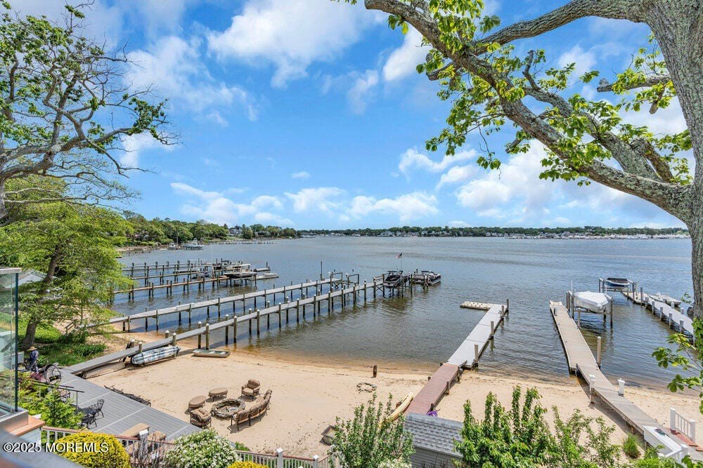 Manasquan, New Jersey, 08736, United States, 4 Bedrooms Bedrooms, ,4 BathroomsBathrooms,Residential,Forsale,1892988