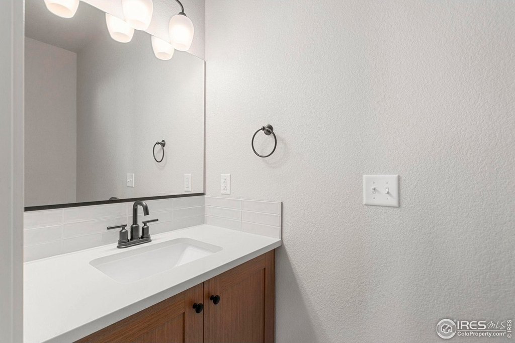 Wellington, Colorado, 80549, United States, 4 Bedrooms Bedrooms, ,3.5 BathroomsBathrooms,Residential,Forsale,1886105