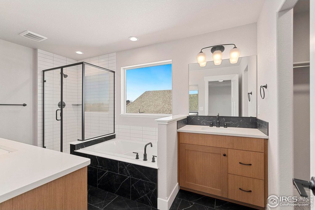 Wellington, Colorado, 80549, United States, 4 Bedrooms Bedrooms, ,3.5 BathroomsBathrooms,Residential,Forsale,1886105