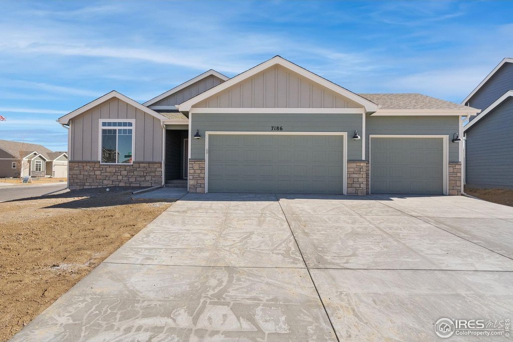 Wellington, Colorado, 80549, United States, 3 Bedrooms Bedrooms, ,2 BathroomsBathrooms,Residential,Forsale,1926810