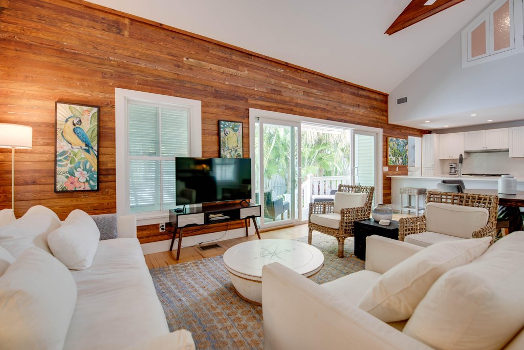 Key West, Florida, 33040, United States, 3 Bedrooms Bedrooms, ,3.5 BathroomsBathrooms,Residential,Forsale,1944368