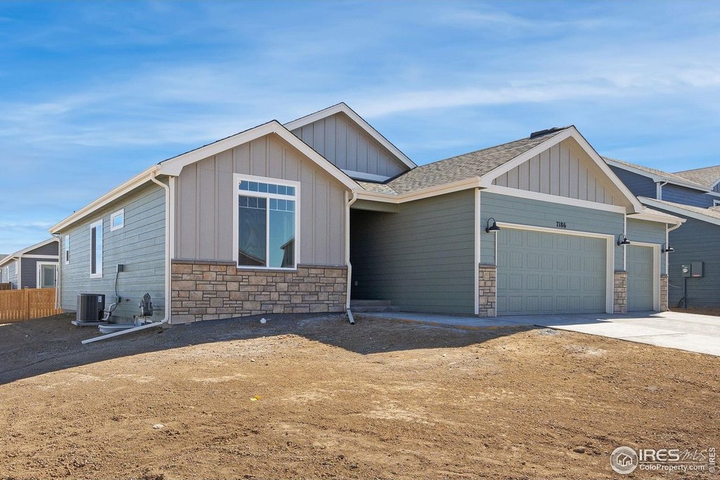 Wellington, Colorado, 80549, United States, 3 Bedrooms Bedrooms, ,2 BathroomsBathrooms,Residential,Forsale,1926810