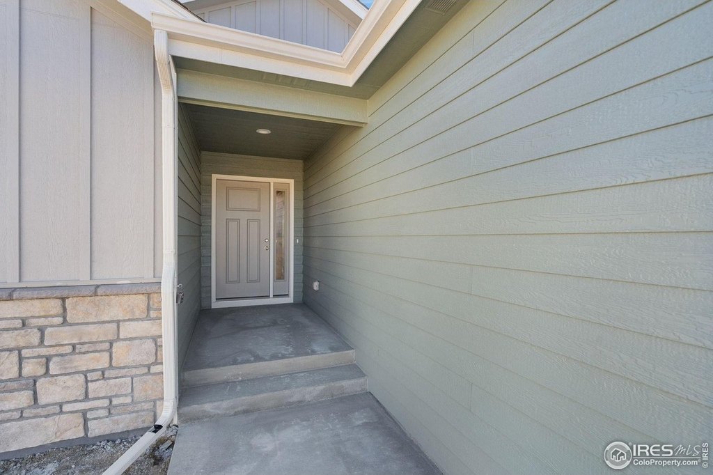 Wellington, Colorado, 80549, United States, 3 Bedrooms Bedrooms, ,2 BathroomsBathrooms,Residential,Forsale,1926810