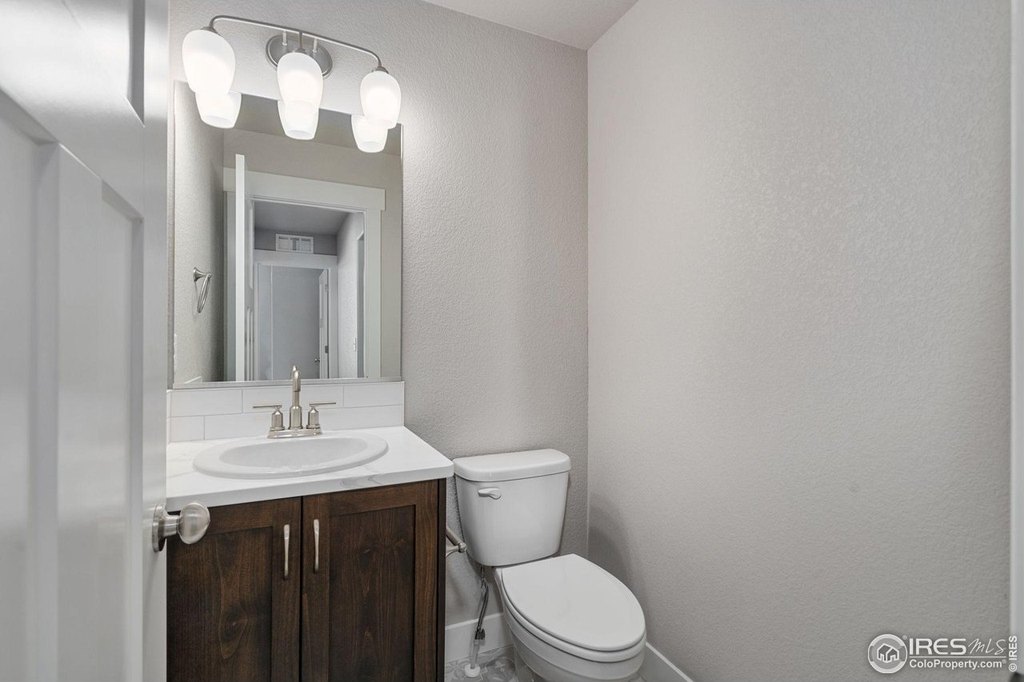 Wellington, Colorado, 80549, United States, 3 Bedrooms Bedrooms, ,2 BathroomsBathrooms,Residential,Forsale,1926810