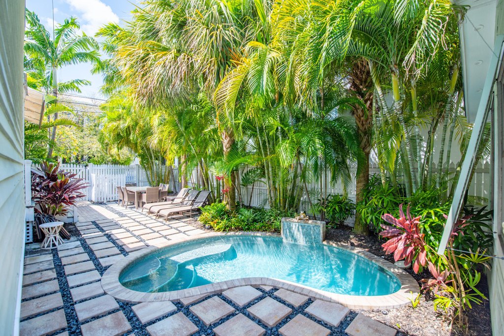 Key West, Florida, 33040, United States, 3 Bedrooms Bedrooms, ,3.5 BathroomsBathrooms,Residential,Forsale,1944368