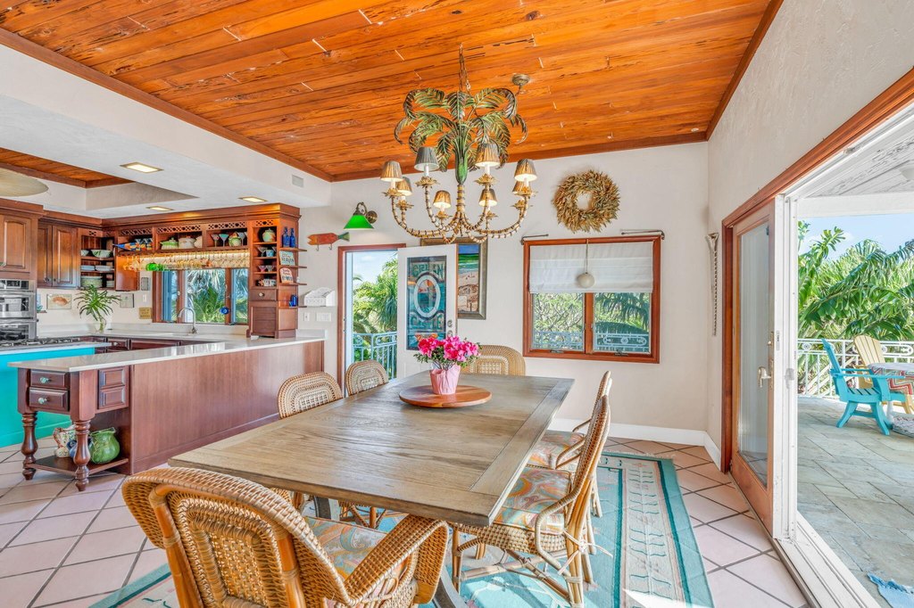 Big Torch Key, Florida, 33042, United States, 4 Bedrooms Bedrooms, ,4 BathroomsBathrooms,Residential,Forsale,2004346