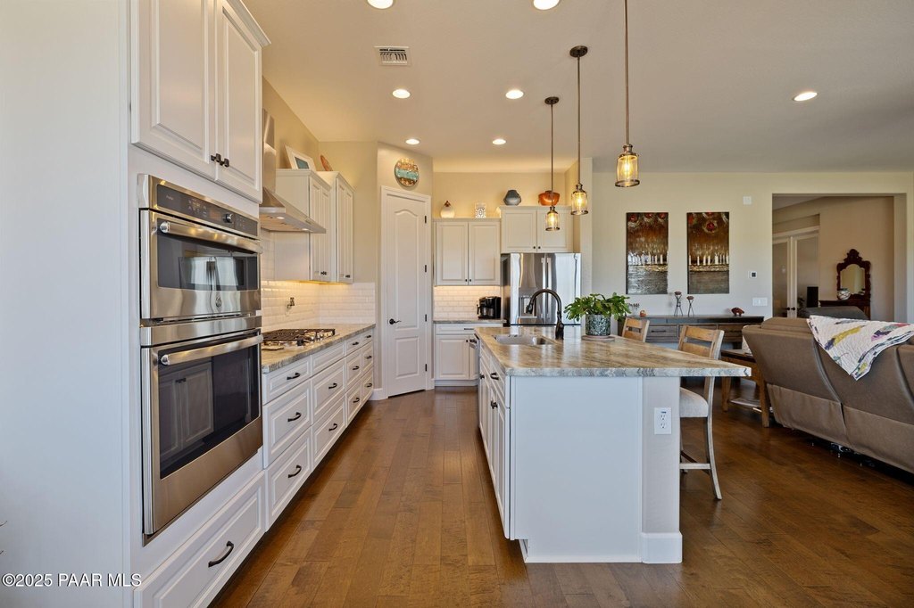 Prescott, Arizona, 86301, United States, 3 Bedrooms Bedrooms, ,2 BathroomsBathrooms,Residential,Forsale,1903153