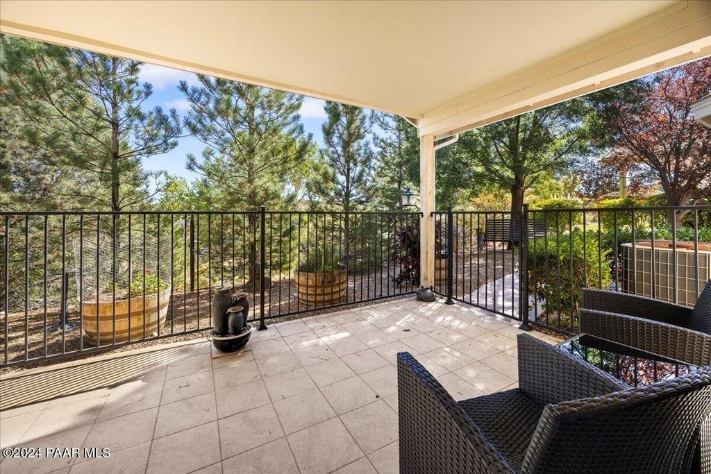 Prescott, Arizona, 86301, United States, 2 Bedrooms Bedrooms, ,2 BathroomsBathrooms,Residential,Forsale,1884005