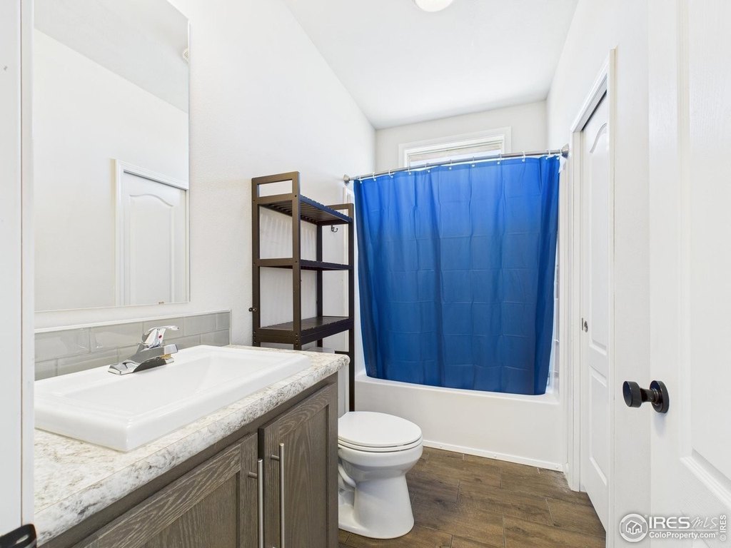 Briggsdale, Colorado, 80611, United States, 3 Bedrooms Bedrooms, ,2 BathroomsBathrooms,Residential,Forsale,1903099