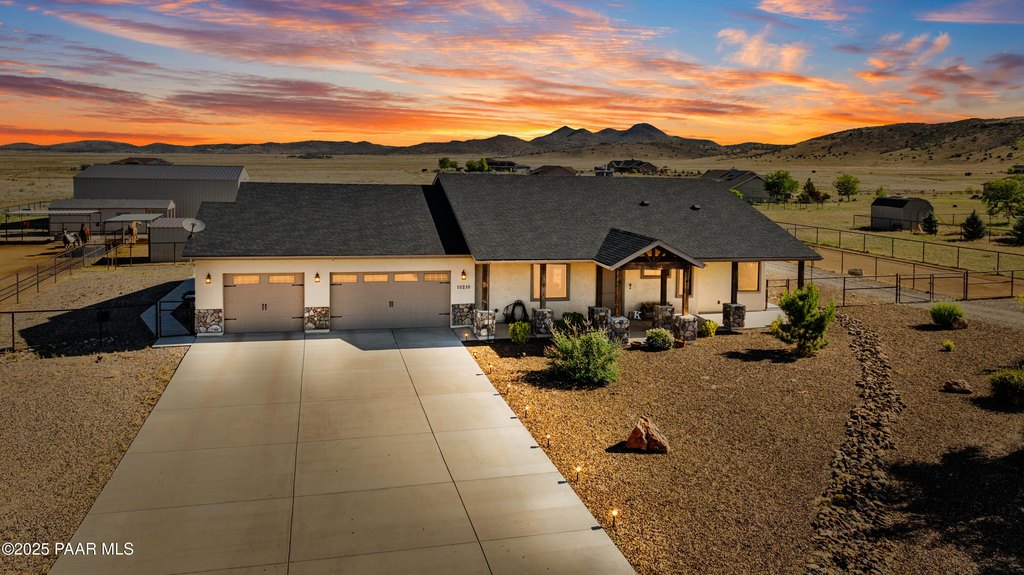 Prescott Valley, Arizona, 86315, United States, 4 Bedrooms Bedrooms, ,3 BathroomsBathrooms,Residential,Forsale,1903149