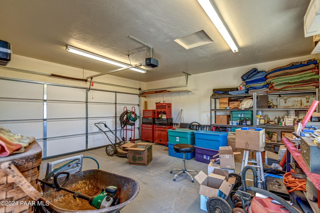 Prescott Valley, Arizona, 86315, United States, 3 Bedrooms Bedrooms, ,2.5 BathroomsBathrooms,Residential,Forsale,1926742