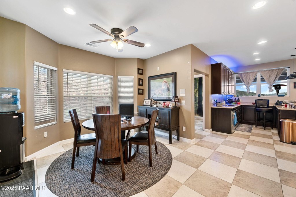 Dewey-Humboldt, Arizona, 86327, United States, 4 Bedrooms Bedrooms, ,7 BathroomsBathrooms,Residential,Forsale,1903158