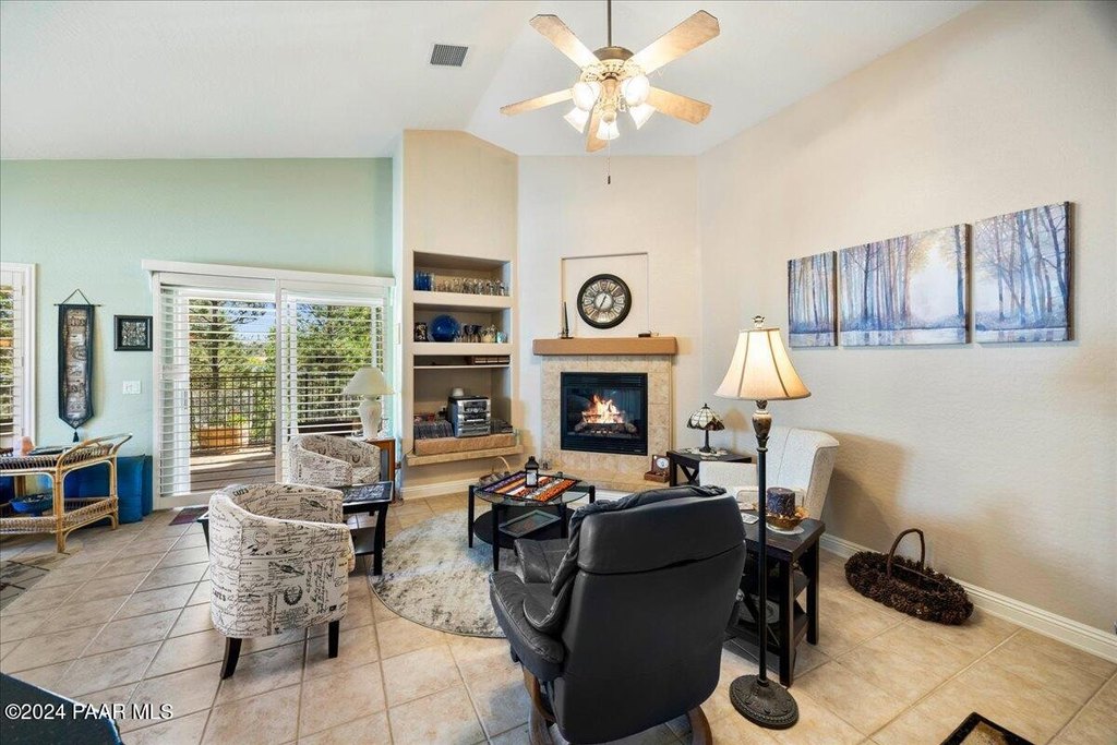 Prescott, Arizona, 86301, United States, 2 Bedrooms Bedrooms, ,2 BathroomsBathrooms,Residential,Forsale,1884005