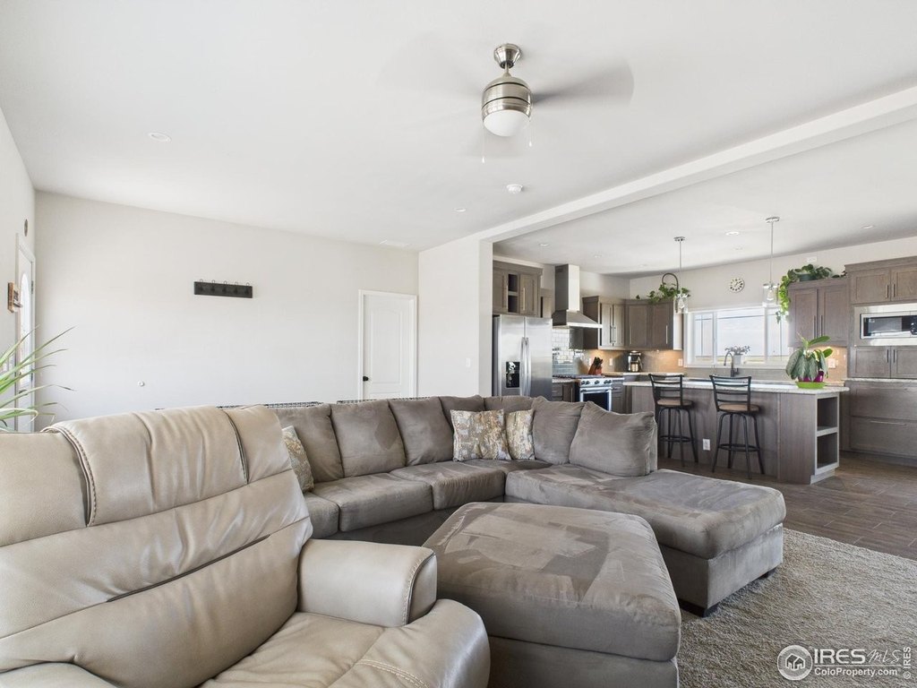 Briggsdale, Colorado, 80611, United States, 3 Bedrooms Bedrooms, ,2 BathroomsBathrooms,Residential,Forsale,1903099