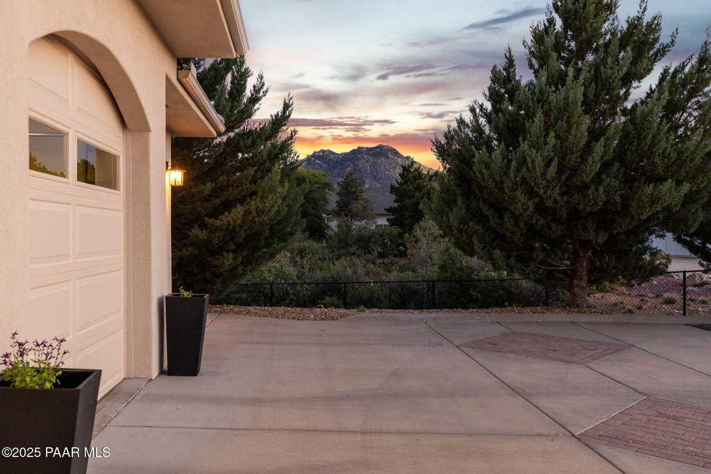 Prescott, Arizona, 86305, United States, 4 Bedrooms Bedrooms, ,3 BathroomsBathrooms,Residential,Forsale,1903152