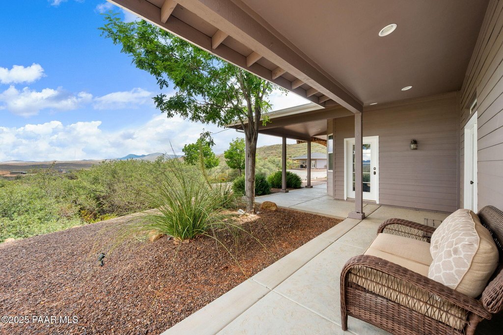 Dewey-Humboldt, Arizona, 86327, United States, 4 Bedrooms Bedrooms, ,7 BathroomsBathrooms,Residential,Forsale,1903158