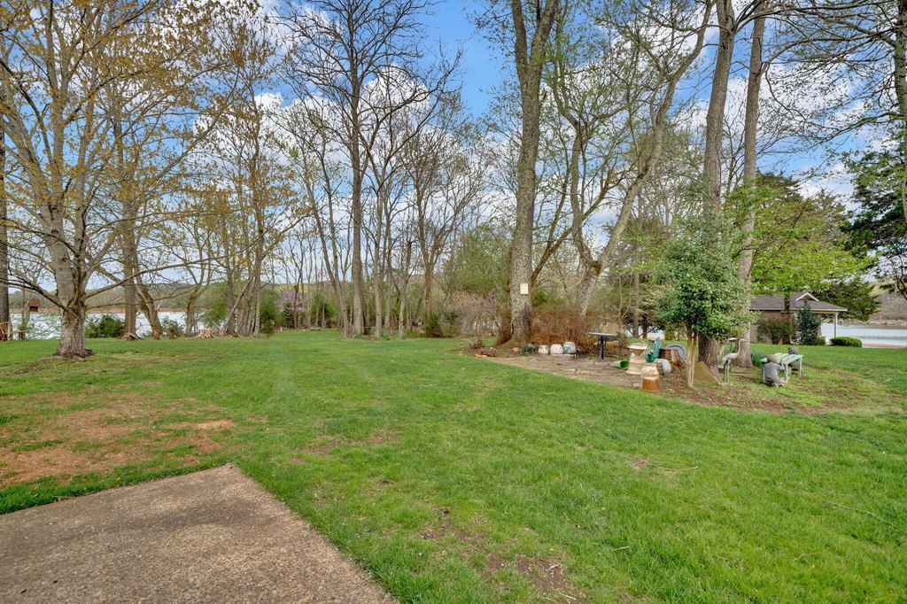 Mooresburg, Tennessee, 37811, United States, 3 Bedrooms Bedrooms, ,5.5 BathroomsBathrooms,Residential,Forsale,2001098