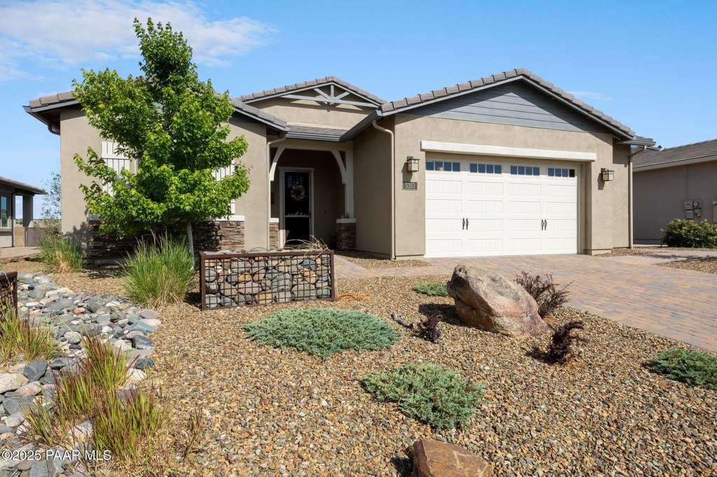 Prescott, Arizona, 86301, United States, 3 Bedrooms Bedrooms, ,2 BathroomsBathrooms,Residential,Forsale,1903153