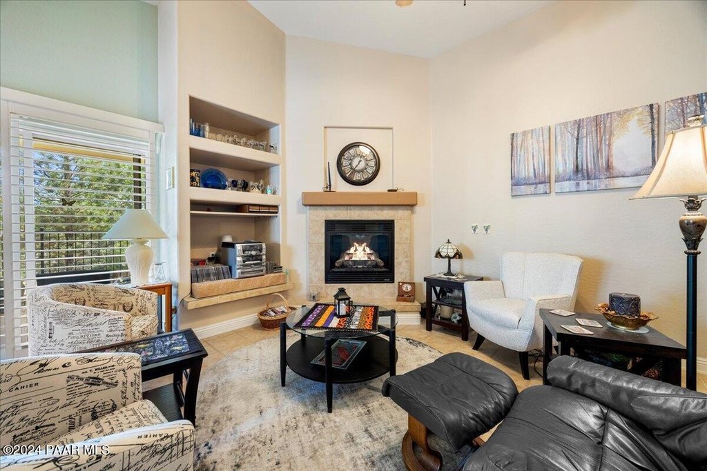 Prescott, Arizona, 86301, United States, 2 Bedrooms Bedrooms, ,2 BathroomsBathrooms,Residential,Forsale,1884005