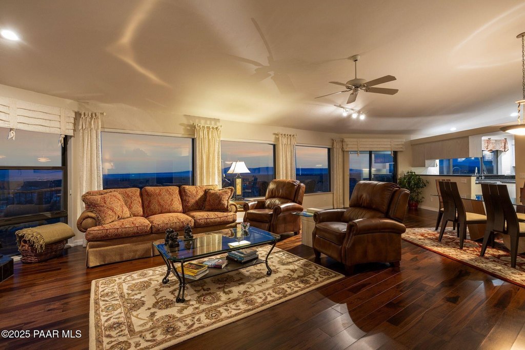 Prescott, Arizona, 86305, United States, 3 Bedrooms Bedrooms, ,3 BathroomsBathrooms,Residential,Forsale,1883996