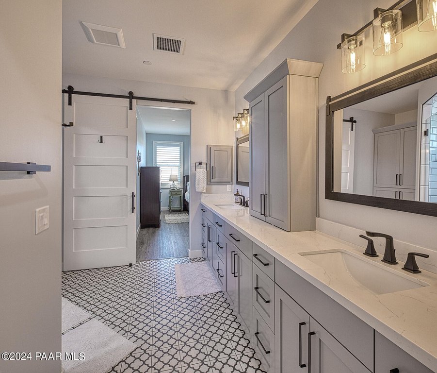 Prescott, Arizona, 86305, United States, 4 Bedrooms Bedrooms, ,2.5 BathroomsBathrooms,Residential,Forsale,1929267