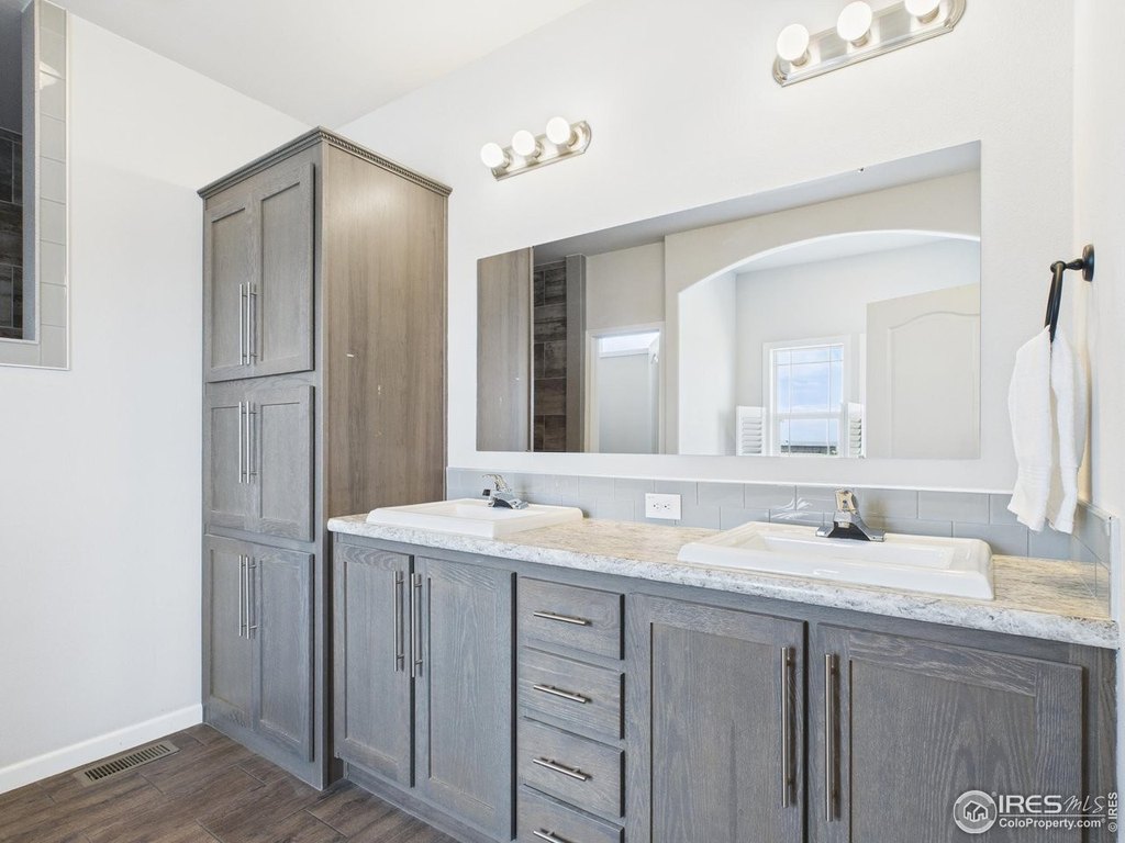 Briggsdale, Colorado, 80611, United States, 3 Bedrooms Bedrooms, ,2 BathroomsBathrooms,Residential,Forsale,1903099
