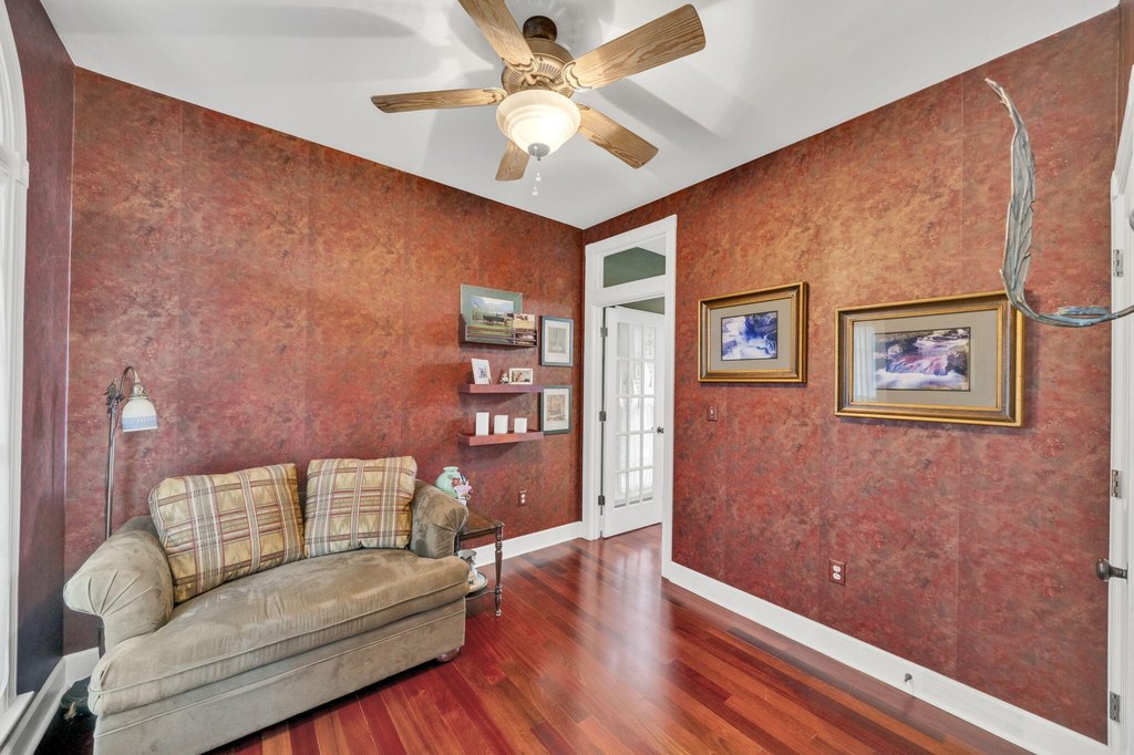 Mooresburg, Tennessee, 37811, United States, 3 Bedrooms Bedrooms, ,5.5 BathroomsBathrooms,Residential,Forsale,2001098