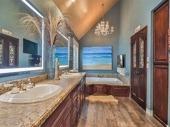 Agoura Hills, California, 91301, United States, 7 Bedrooms Bedrooms, ,5 BathroomsBathrooms,Residential,Forsale,1883887