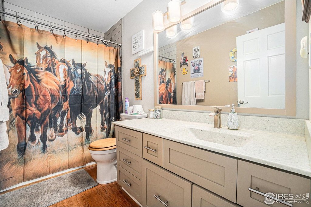 Berthoud, Colorado, 80513, United States, 4 Bedrooms Bedrooms, ,3 BathroomsBathrooms,Residential,Forsale,2003978