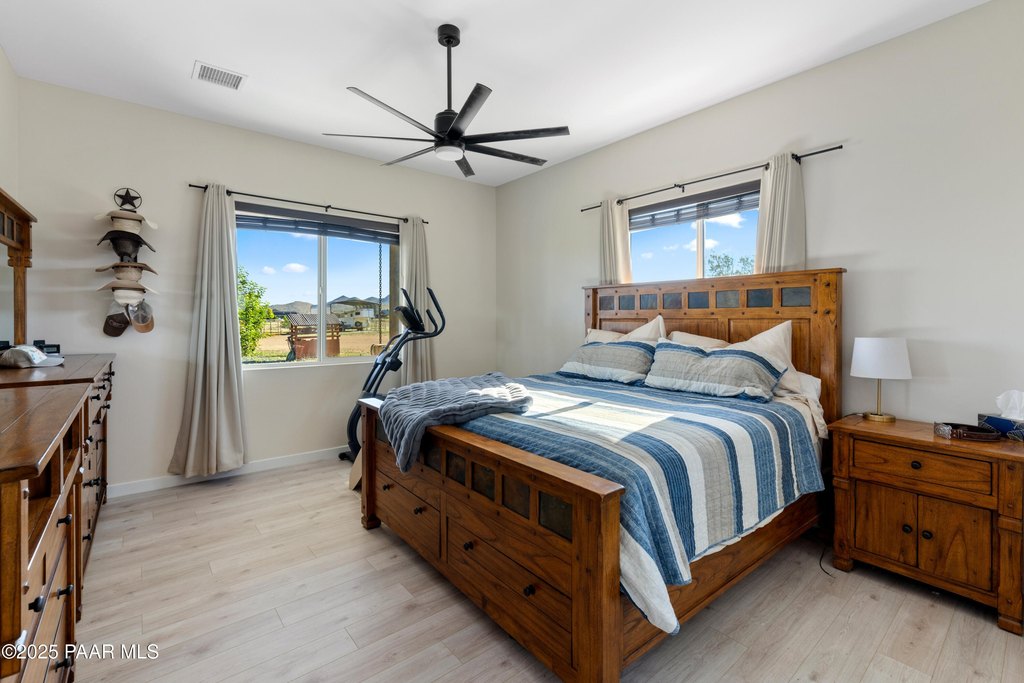 Prescott Valley, Arizona, 86315, United States, 4 Bedrooms Bedrooms, ,3 BathroomsBathrooms,Residential,Forsale,1903149