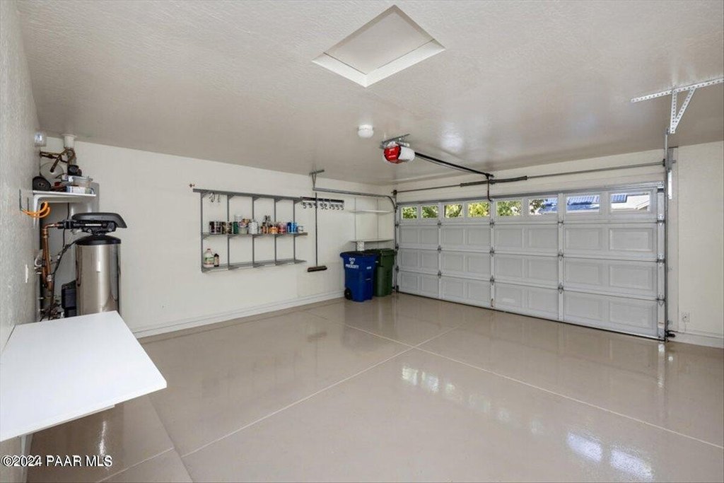 Prescott, Arizona, 86301, United States, 2 Bedrooms Bedrooms, ,2 BathroomsBathrooms,Residential,Forsale,1884005