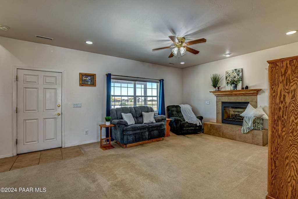 Prescott Valley, Arizona, 86315, United States, 3 Bedrooms Bedrooms, ,2.5 BathroomsBathrooms,Residential,Forsale,1926742