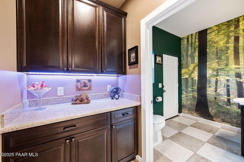 Dewey-Humboldt, Arizona, 86327, United States, 4 Bedrooms Bedrooms, ,7 BathroomsBathrooms,Residential,Forsale,1903158