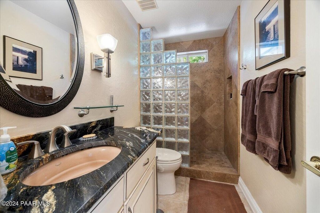 Prescott, Arizona, 86301, United States, 2 Bedrooms Bedrooms, ,2 BathroomsBathrooms,Residential,Forsale,1884005