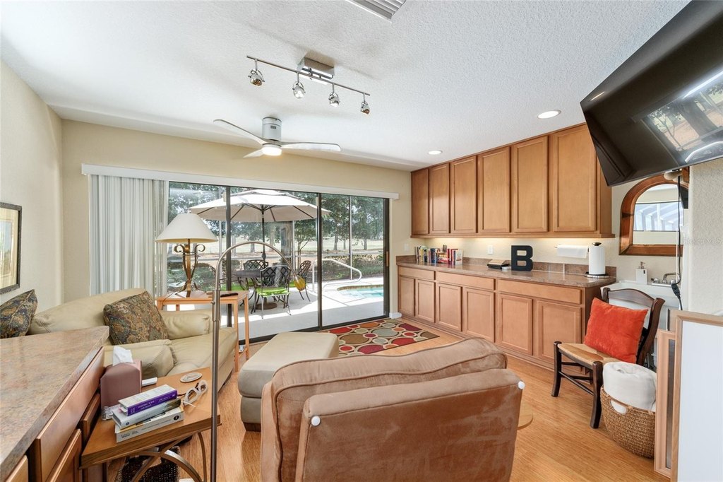 OCALA, Florida, 34473, United States, 4 Bedrooms Bedrooms, ,3 BathroomsBathrooms,Residential,Forsale,1884200