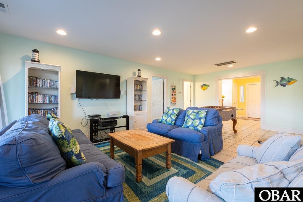 Corolla, North Carolina, 27927, United States, 6 Bedrooms Bedrooms, ,5.5 BathroomsBathrooms,Residential,Forsale,1883847