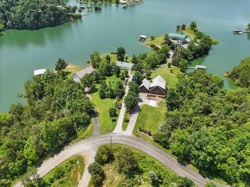 Dandridge, Tennessee, 37725, United States, 3 Bedrooms Bedrooms, ,2 BathroomsBathrooms,Residential,Forsale,1884082