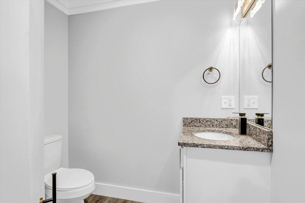 Sevierville, Tennessee, 37876, United States, 4 Bedrooms Bedrooms, ,3.5 BathroomsBathrooms,Residential,Forsale,1959566