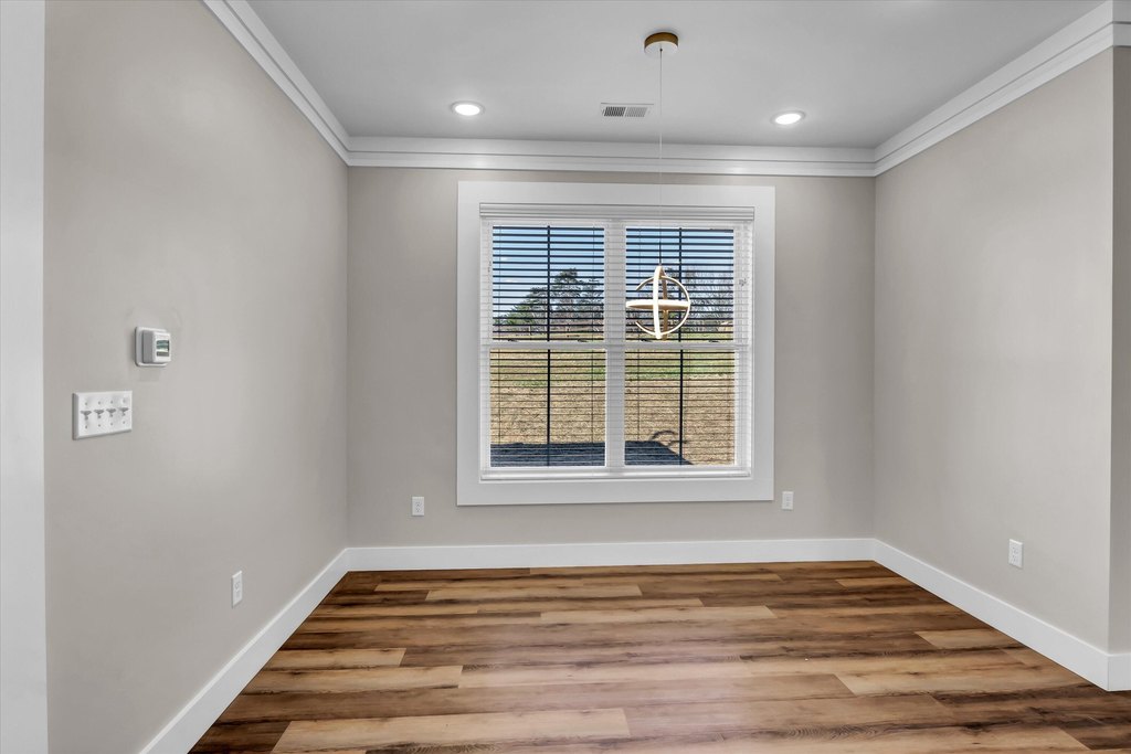 Sevierville, Tennessee, 37876, United States, 3 Bedrooms Bedrooms, ,2 BathroomsBathrooms,Residential,Forsale,1986941