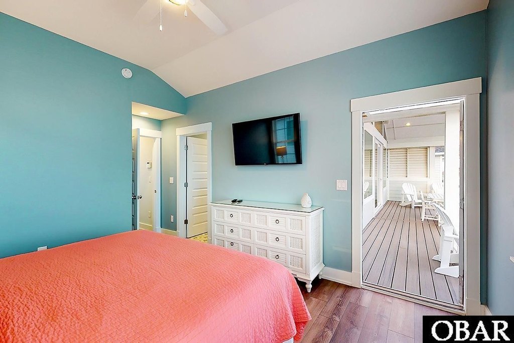 Hatteras, North Carolina, 27953, United States, 10 Bedrooms Bedrooms, ,10.5 BathroomsBathrooms,Residential,Forsale,1883830