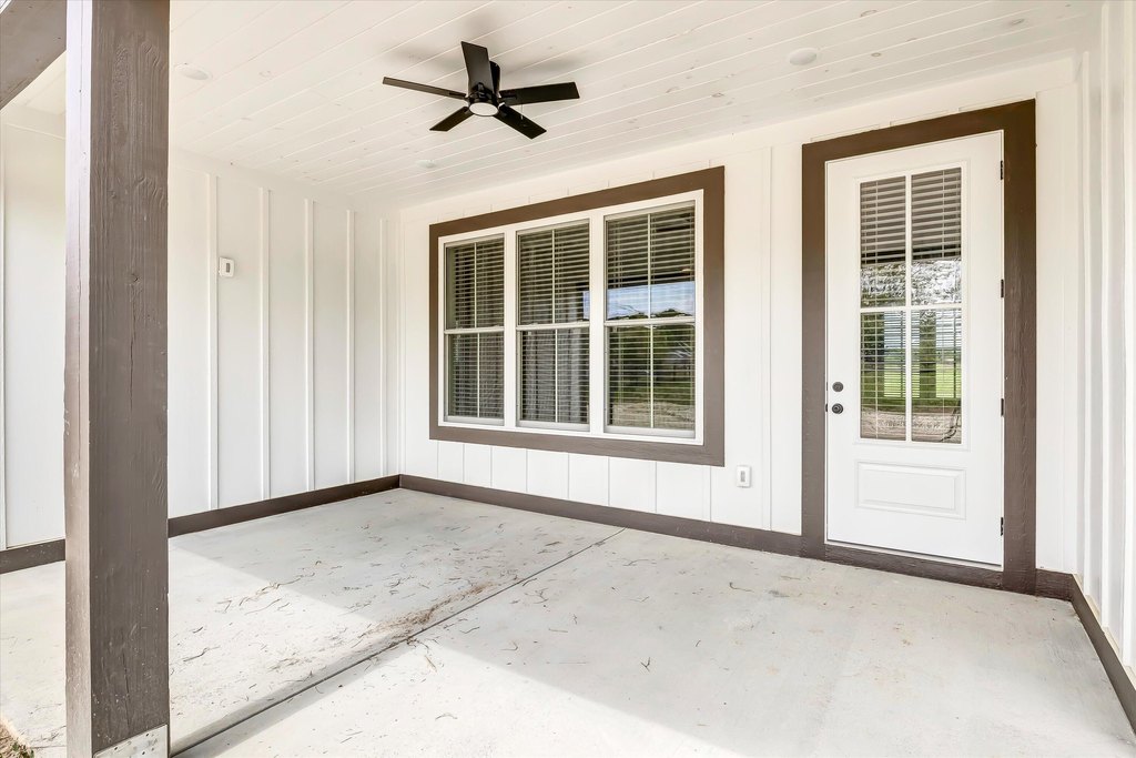 Sevierville, Tennessee, 37876, United States, 4 Bedrooms Bedrooms, ,3.5 BathroomsBathrooms,Residential,Forsale,1959566